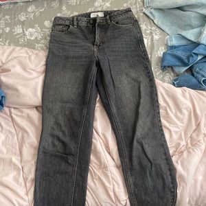 Top shop black mom jeans with brown stitching size 26 :))